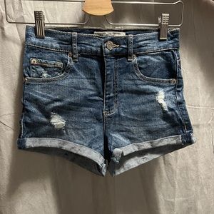 Garage high rise denim short, size 00